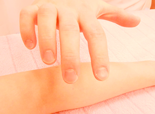 氣の存在を確かめられる施術。